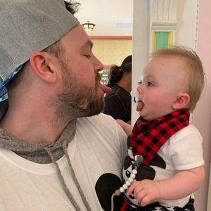 Meet your Posher, Derrick